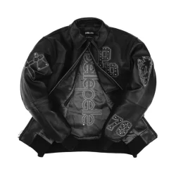 Pelle Pelle, Black Renegade Pelle, USA, Icon, Blacked out, all black, black, Hip Hop Fashion, Urban Fashion, Street wear, Bronx, Brooklyn, Queens, Staten Island, Manhattan, Newark, Cold, Winter, Chicago, Ohio, New Jersey, New York, Downtown, Uptown, Blacked Out, Paterson, Orange, Jersey City, Fordham Road, Belleville, NJ, Brick City Leather, Leather Jacket, High Fashion, Magic Show, Brick City Leather